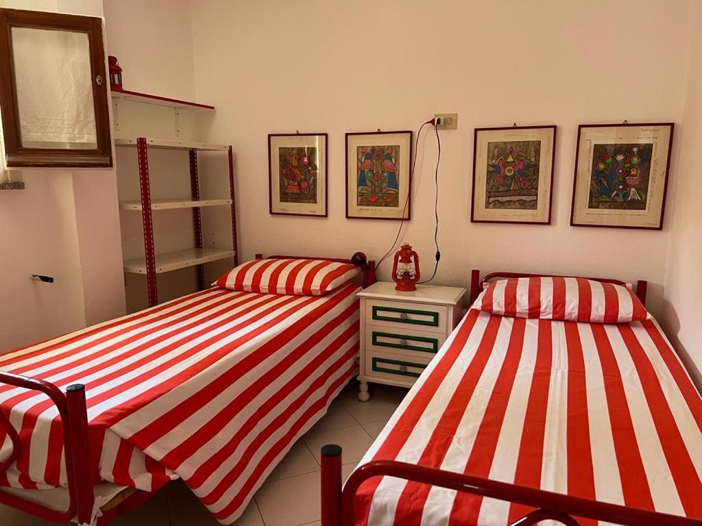 Giulianahouse Apartment La Maddalena  Bagian luar foto